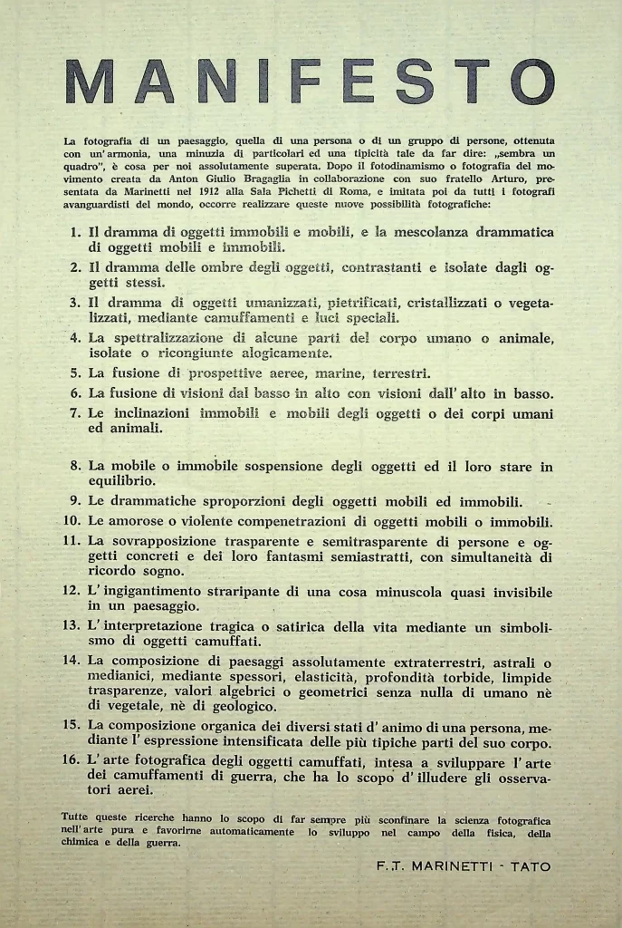 20600 manifesto fotografia futurista tiratura carta beige 01